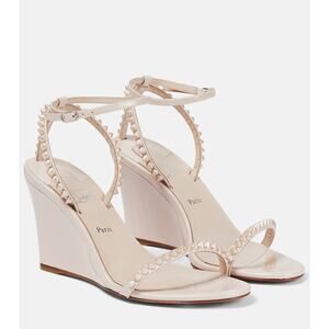 Christian Louboutin So Me Wedge 85 in Patent Leche